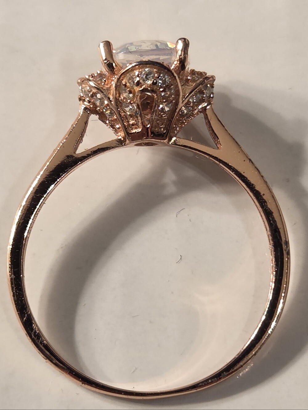 Rose Gold 925 Steeling Silver Ring with Clear Bluish Center Stone